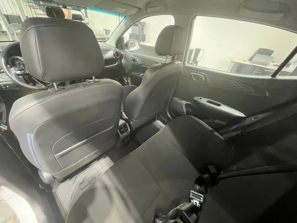 imagen 0 de vehiculo con id 2159